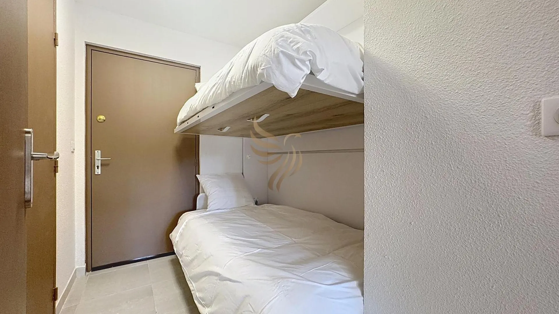 Apartment Studio Coco'B - Frejus Plage - 4 Pers - Parking - 7Min A Pied De La Plage - Clim - Wifi - Capitalchic Service Frejus