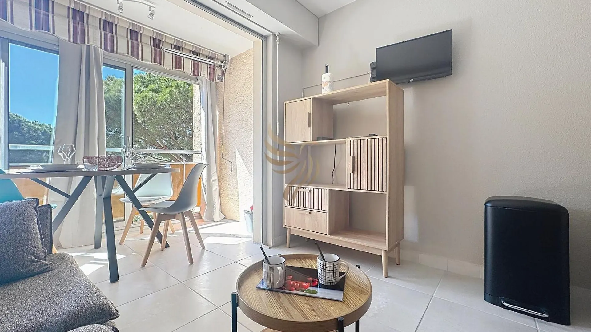 Studio Coco'B - Frejus Plage - 4 Pers - Parking - 7Min A Pied De La Plage - Clim - Wifi - Capitalchic Service Frejus