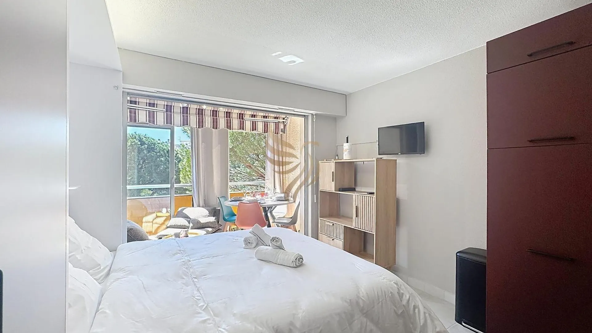 Studio Coco'B - Frejus Plage - 4 Pers - Parking - 7Min A Pied De La Plage - Clim - Wifi - Capitalchic Service Frejus 0*,