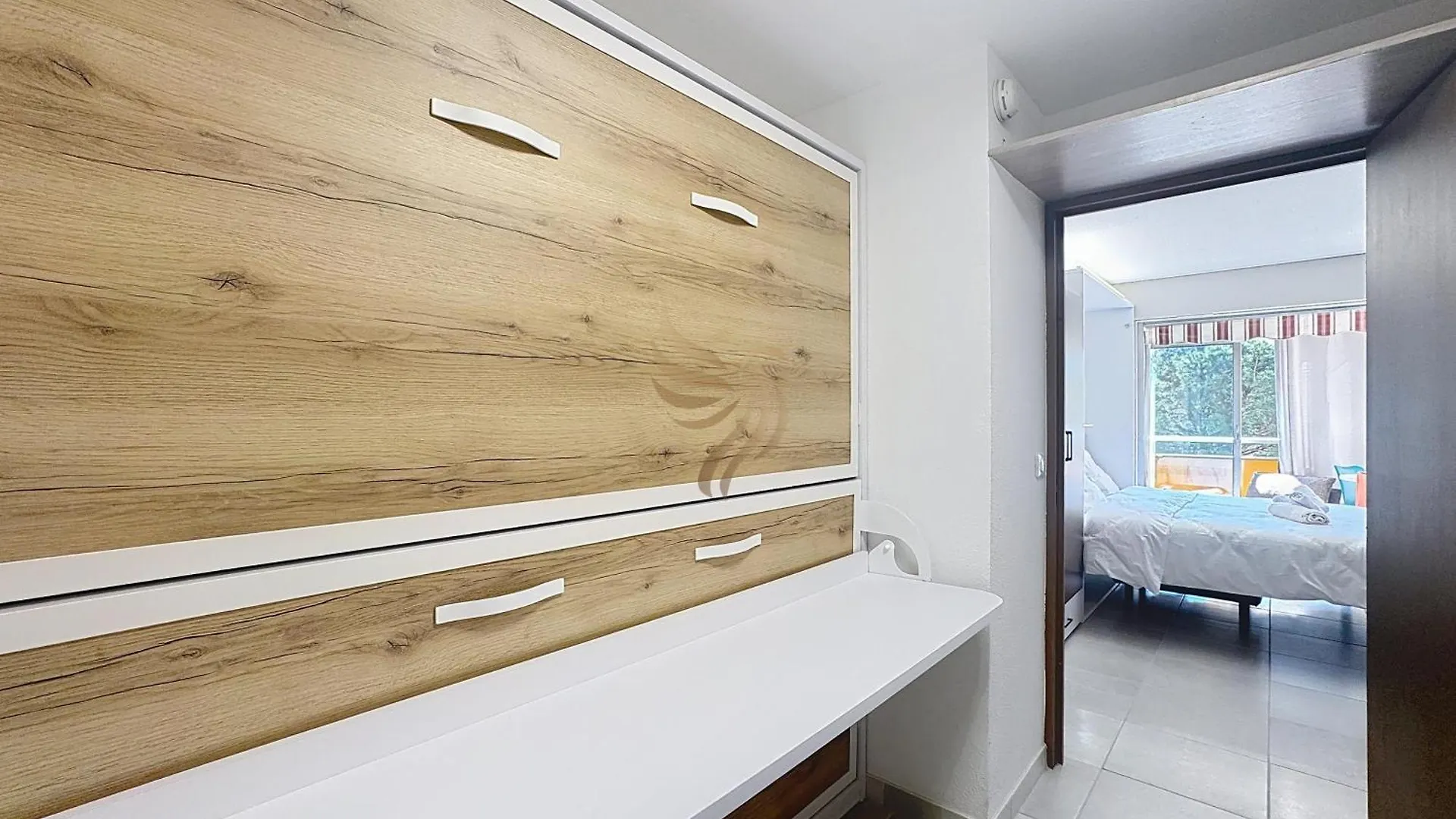 Apartment Studio Coco'B - Frejus Plage - 4 Pers - Parking - 7Min A Pied De La Plage - Clim - Wifi - Capitalchic Service Frejus France
