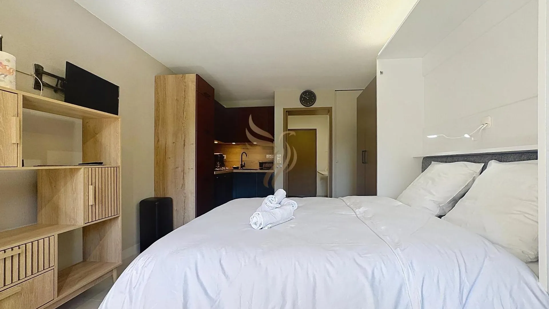 Studio Coco'B - Frejus Plage - 4 Pers - Parking - 7Min A Pied De La Plage - Clim - Wifi - Capitalchic Service Frejus Apartment