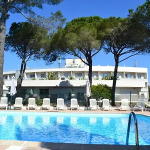 4* Hotel Comfort La Tour De Mare